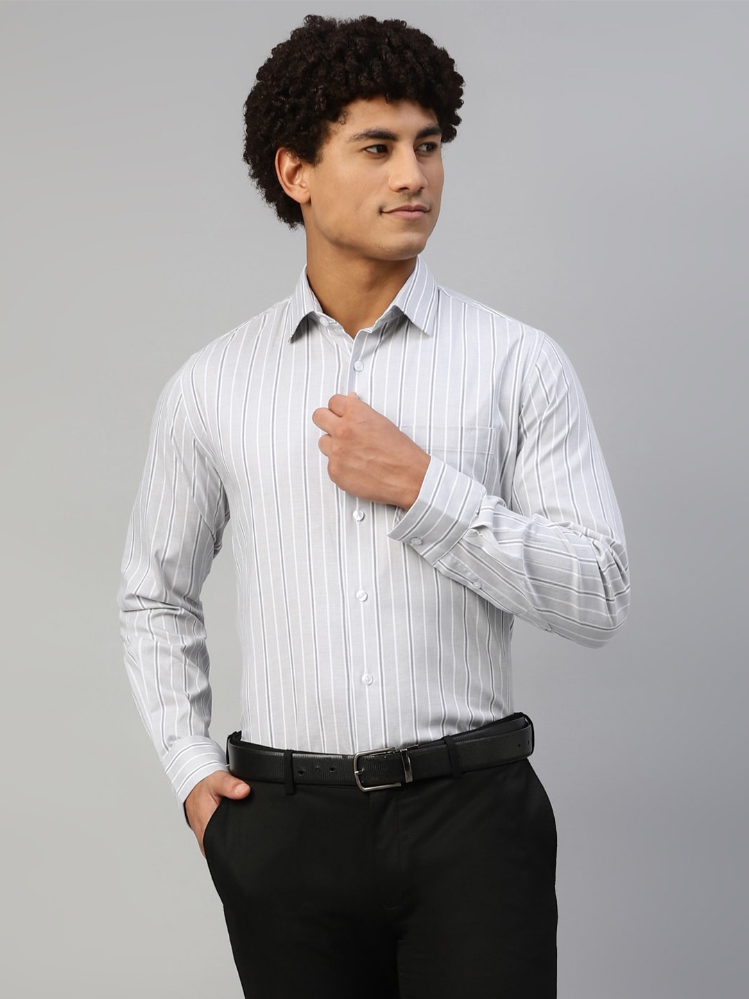 

DON VINO Vertical Stripes Cotton Formal Shirt, White