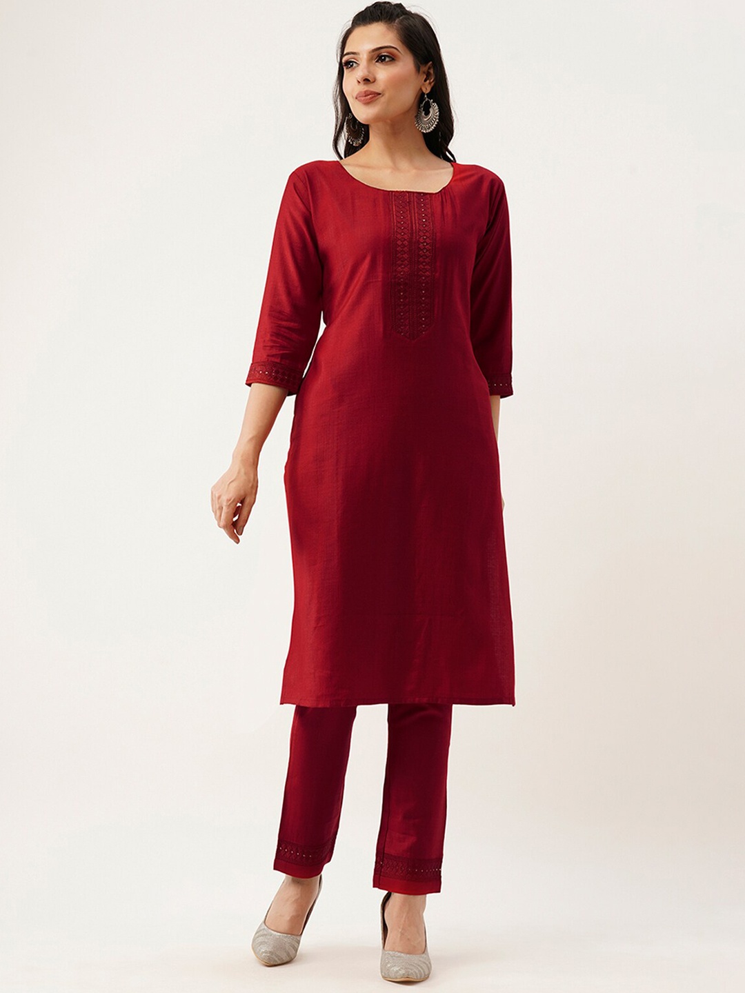 

ODETTE Thread Work Detail Straight Kurta with Trousers, Red