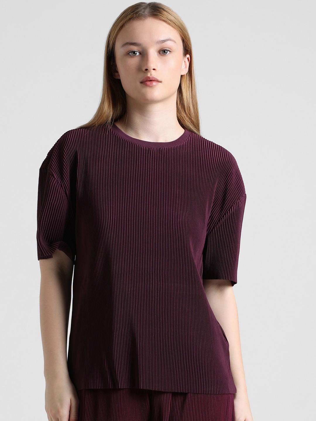

ONLY Onldhobbes SS Drop Shoulder Sleeves Pure Cotton T-shirt, Purple