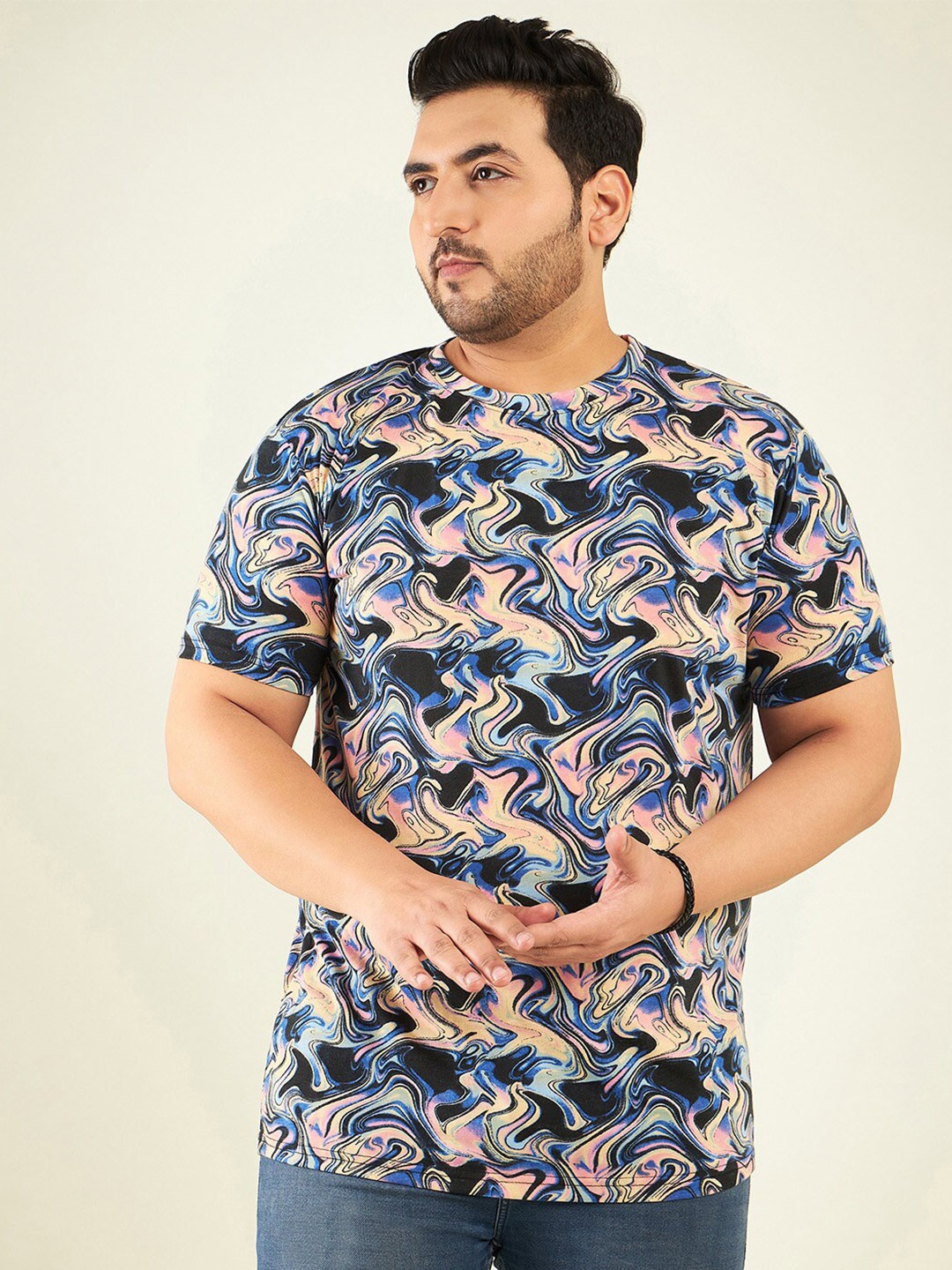 

Rodzen Plus Size Abstract Printed Cotton T-shirt, Black