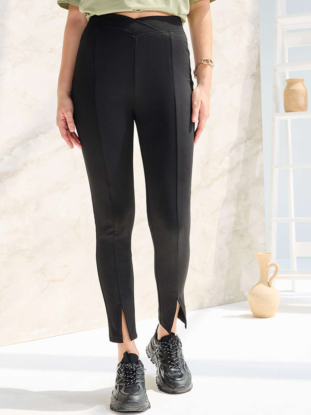 

Styli Women Mid-Rise Front Slit Skinny Fit Trousers, Black