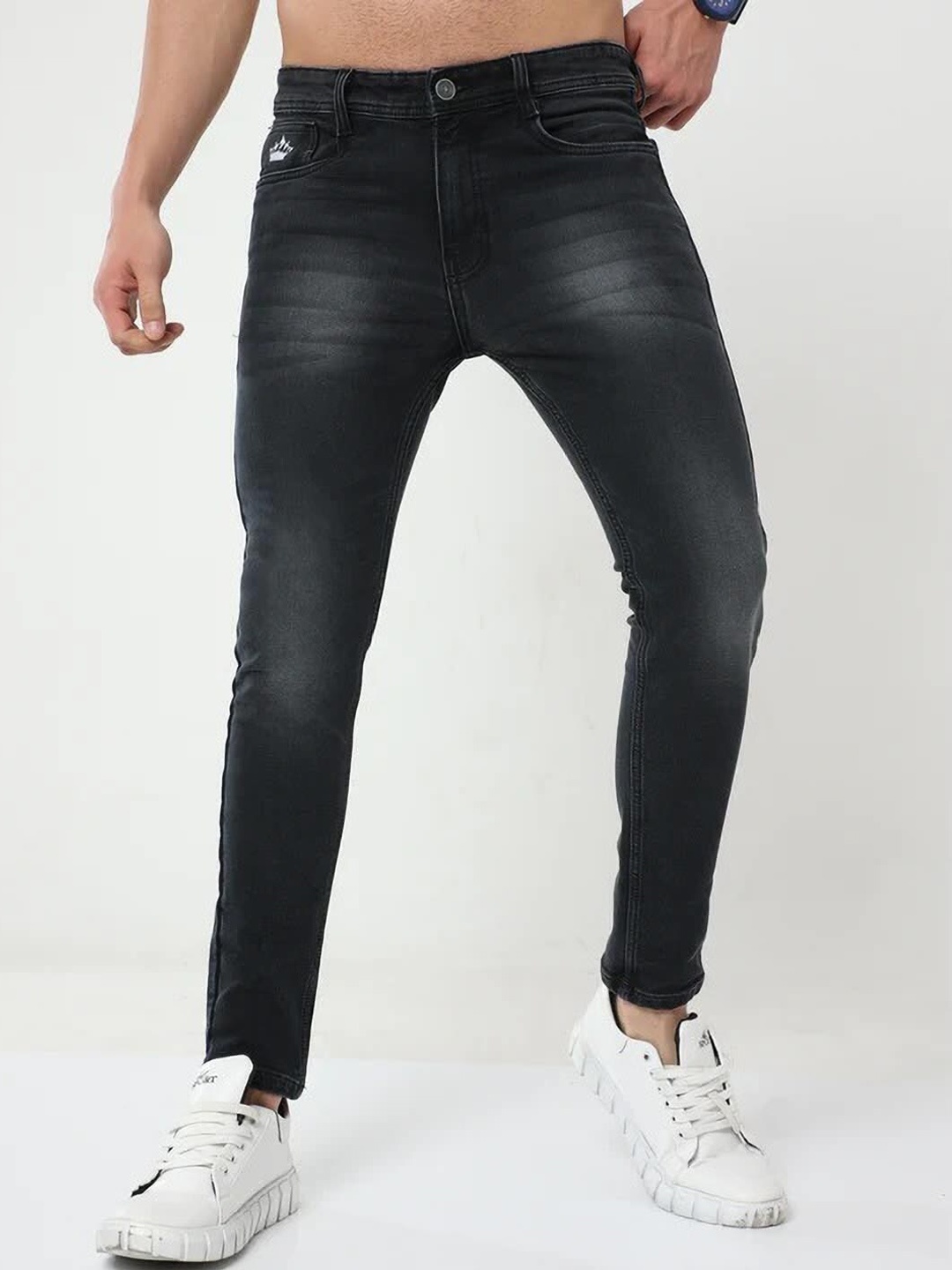 

Reslag Men Whiskers and Chevrons Light Fade Stretchable Jeans, Black