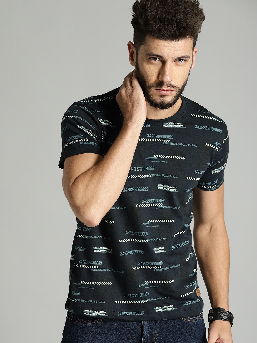 

Roadster Men Navy Blue All-Over-Printed Round Neck Pure Cotton T-shirt