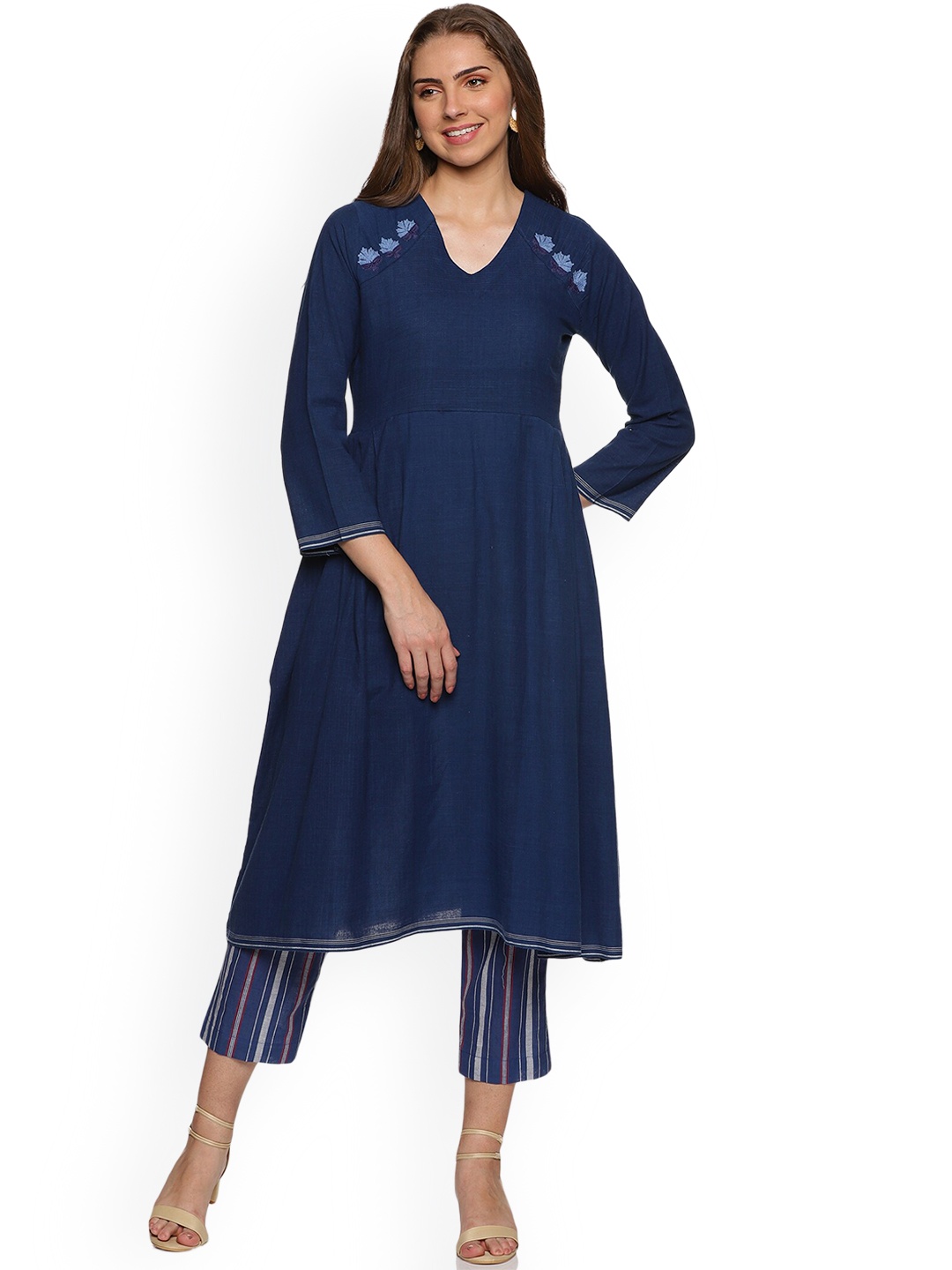 

Hanging Threads V-Neck Pleated A-Line Pure Cotton Kurta with Trousers, Navy blue