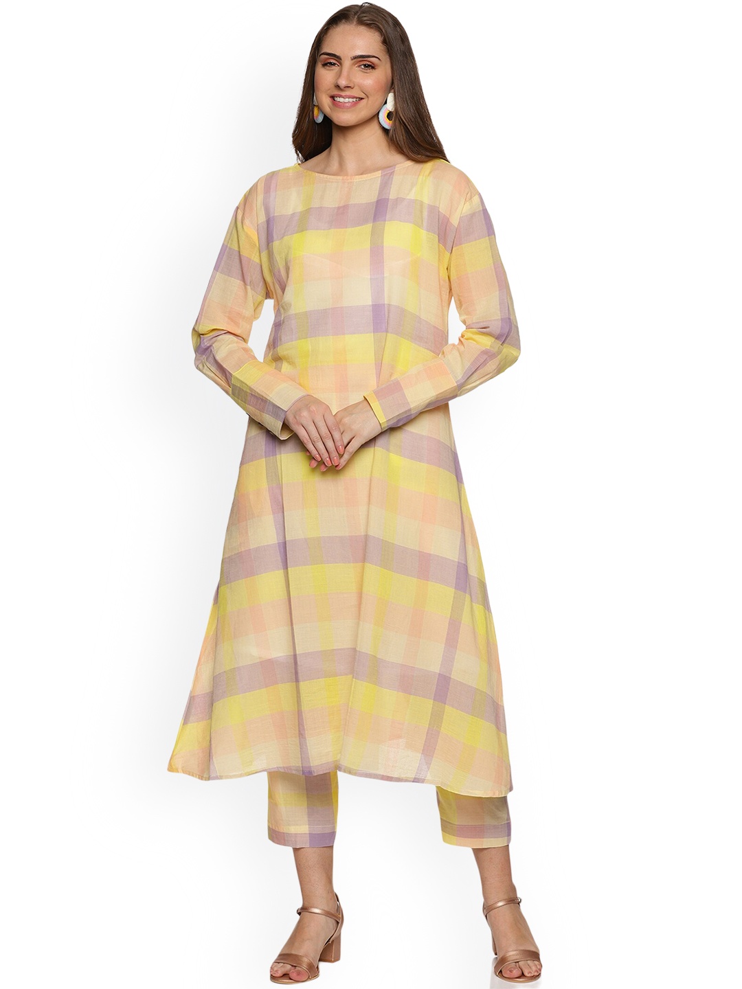 

Hanging Threads Checked A-Line Long Sleeves Kurta With Trouser, Yellow