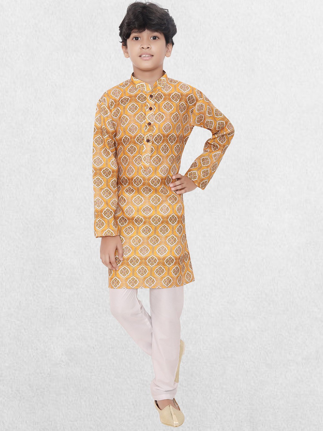 

SHIWAM ETHNIX Boys Floral Printed Straight Kurta, Yellow
