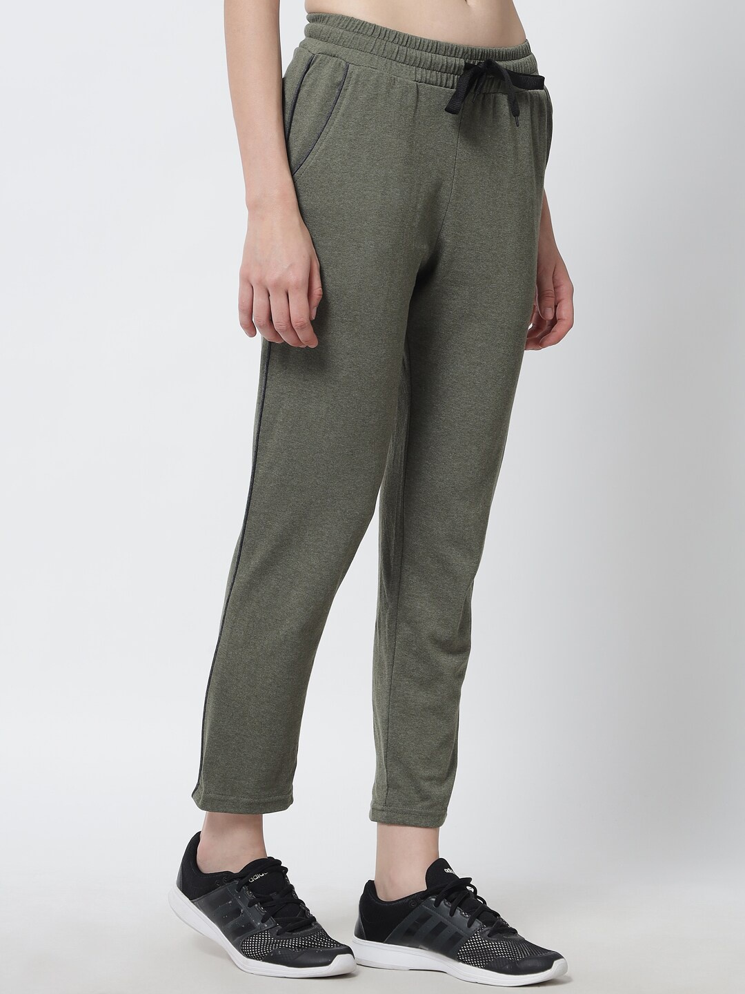 

Q-rious Women Regular Fit Pure Cotton Track Pants, Olive