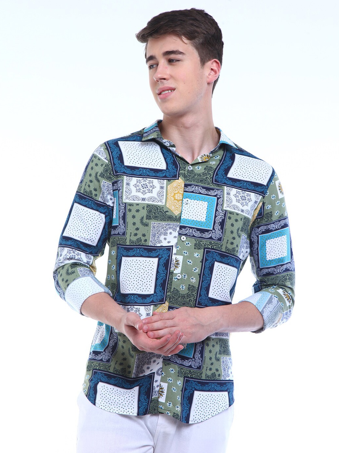 

FLY 69 Premium Slim Fit Ethnic Motifs Printed Casual Shirt, Green