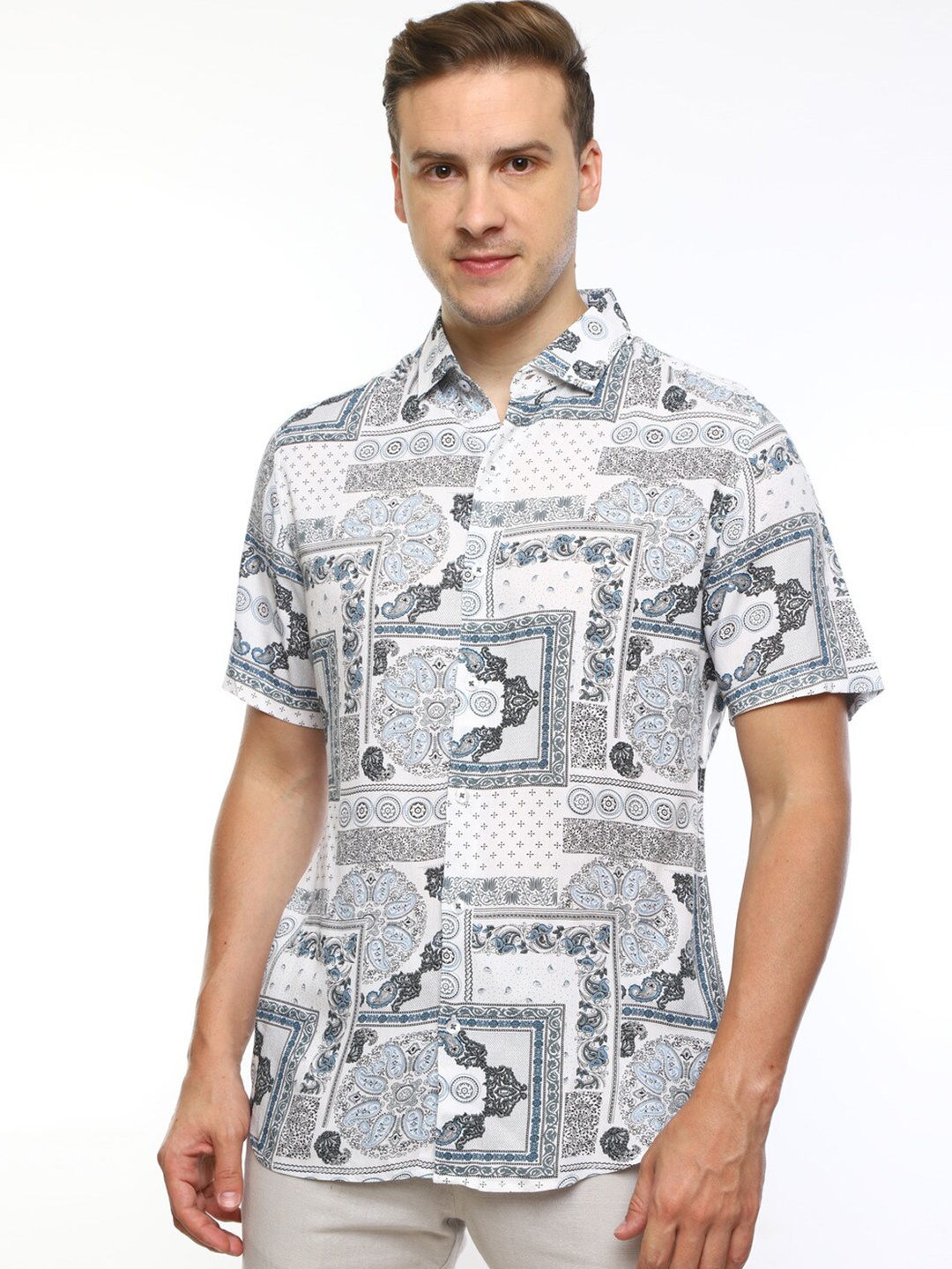 

FLY 69 Premium Slim Fit Ethnic Motifs Printed Casual Shirt, Blue