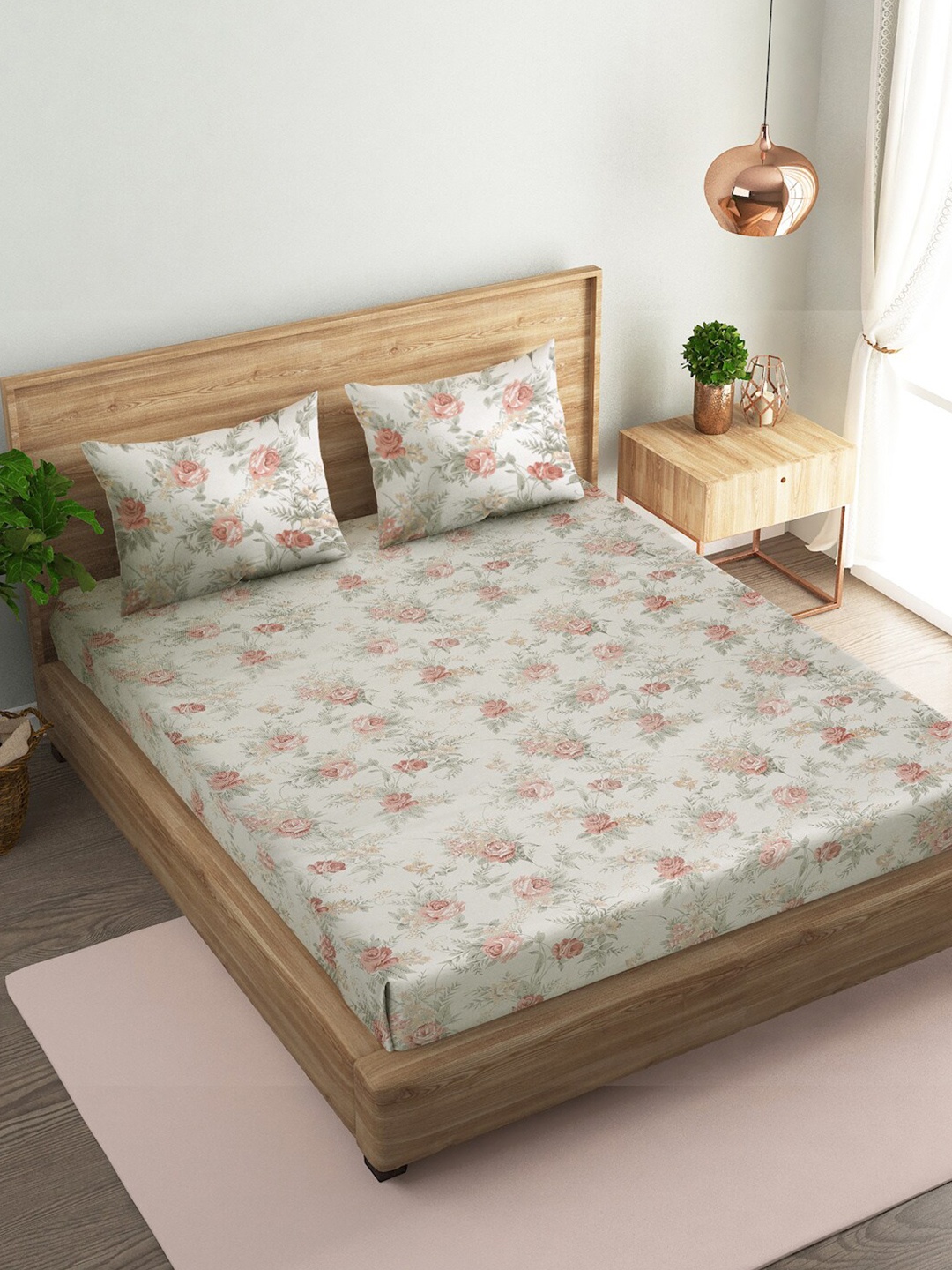 

Naksh White & Pink Printed Cotton 144 TC Queen Bedsheet with 2 Pillow Covers