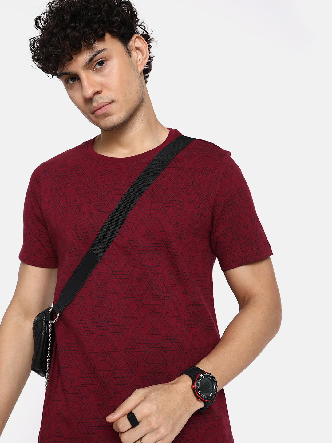 

The Roadster Life Co. Pure Cotton Geometric Printed T-shirt, Maroon