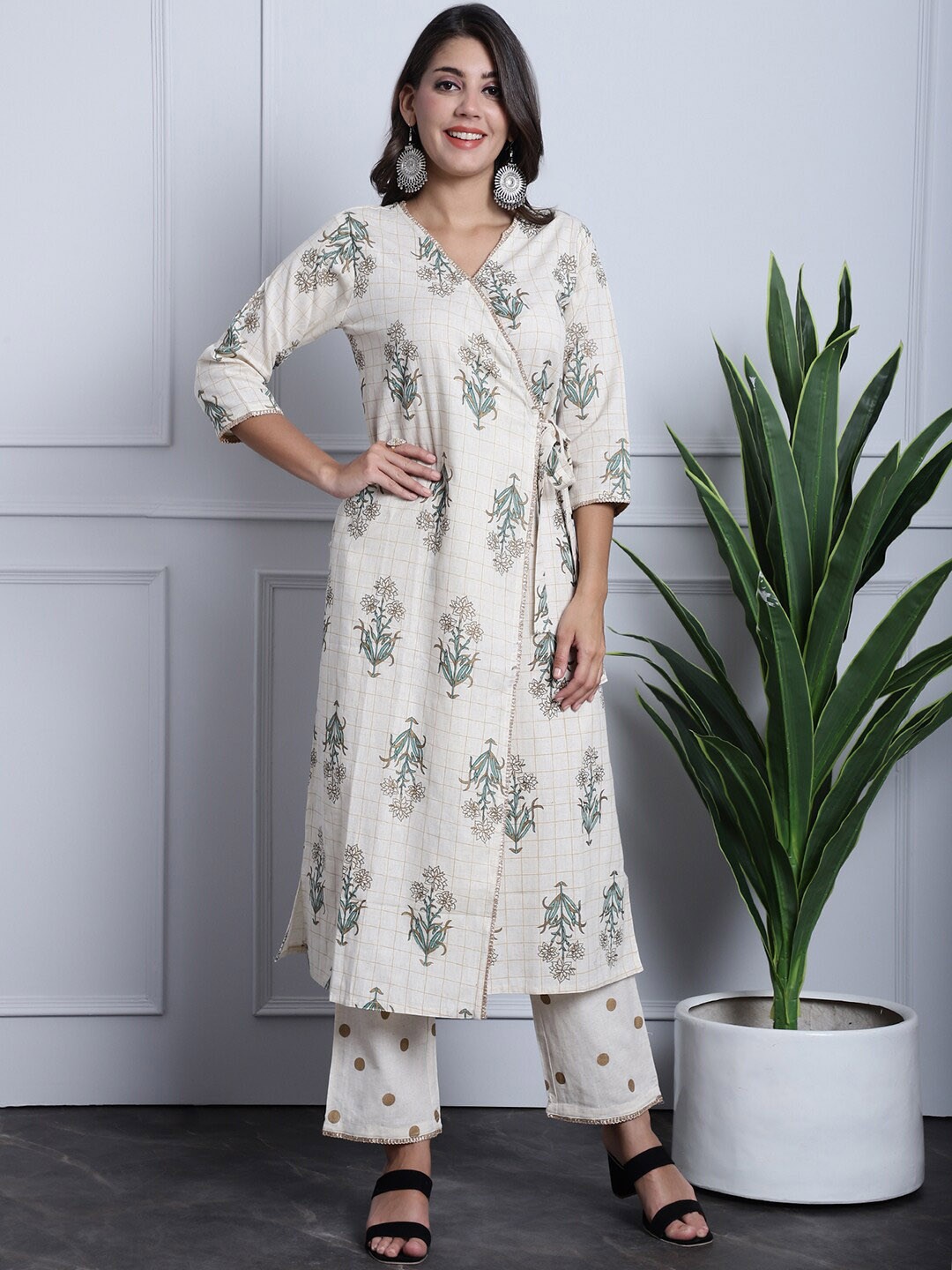 

Grancy Floral Printed Angrakha A-Line Pure Cotton Kurta with Palazzos, Off white