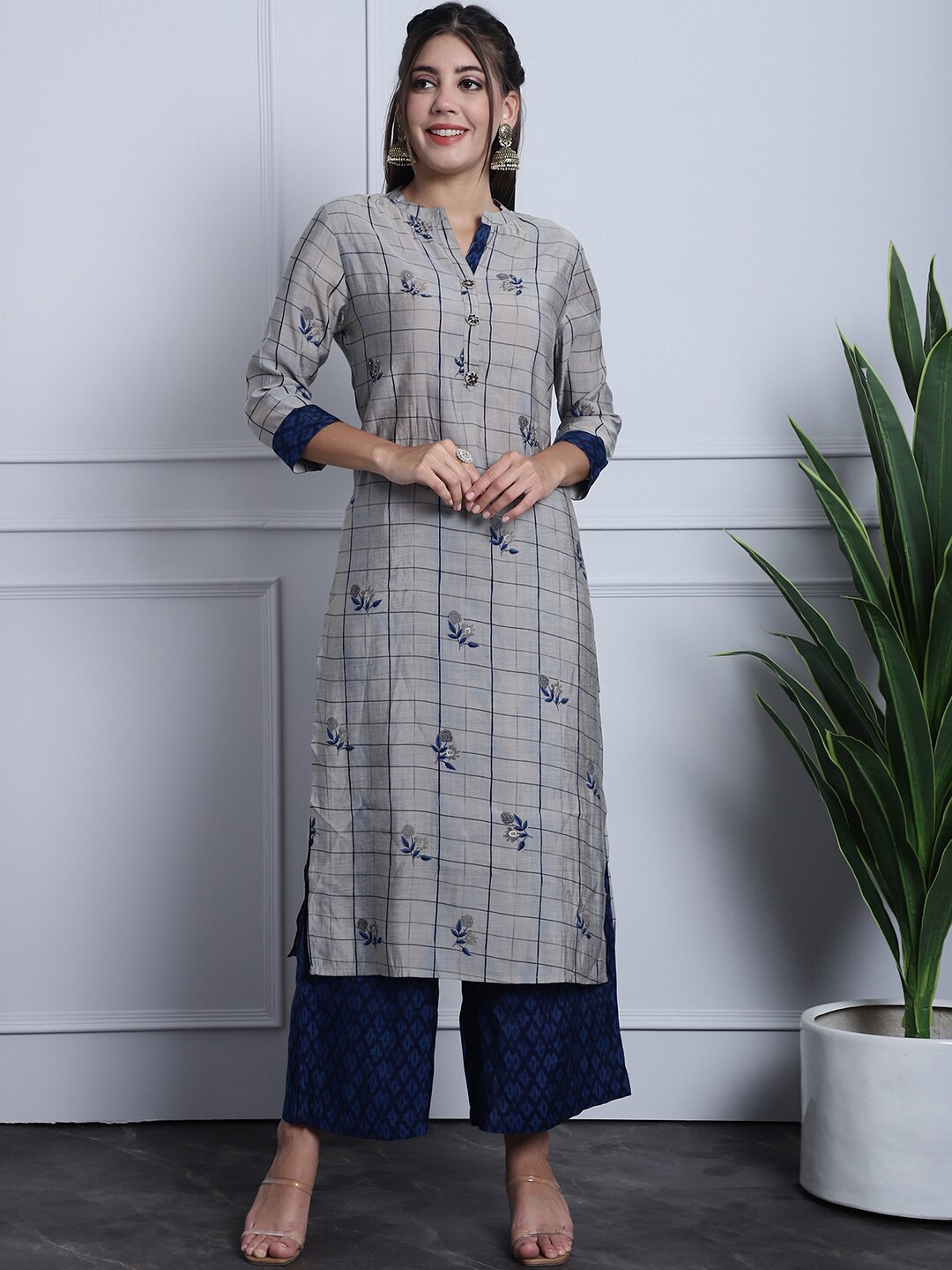 

Grancy Floral Printed Beads and Stones Regular Kurta with Palazzos, Blue