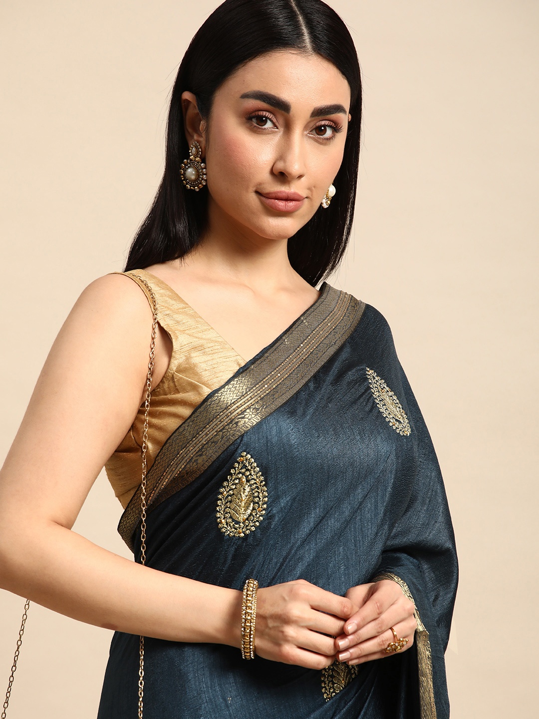 

HERE&NOW Ethnic Motifs Zari Art Silk Saree, Teal