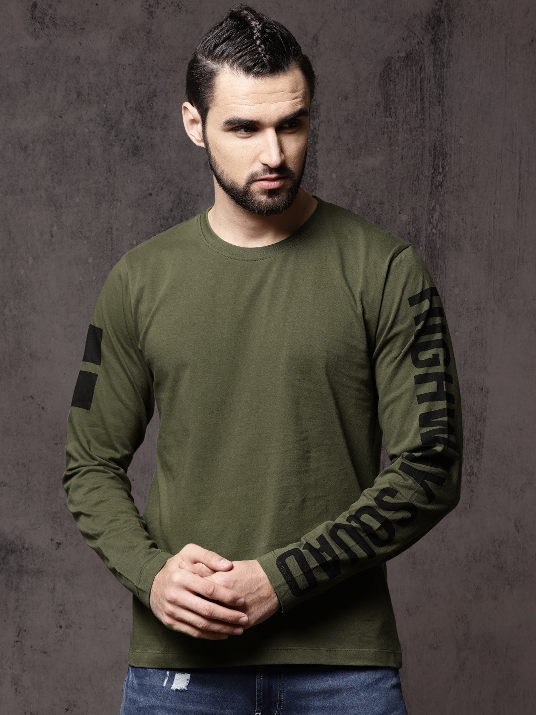 

Roadster Men Olive Green Solid Round Neck T-shirt