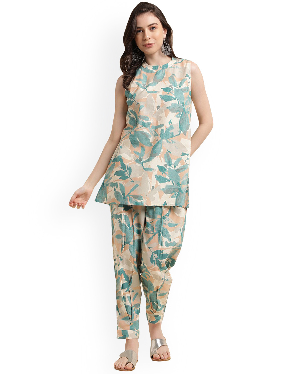 

Nimayaa Floral Printed Regular Pure Cotton Kurti with Harem Pants, Green