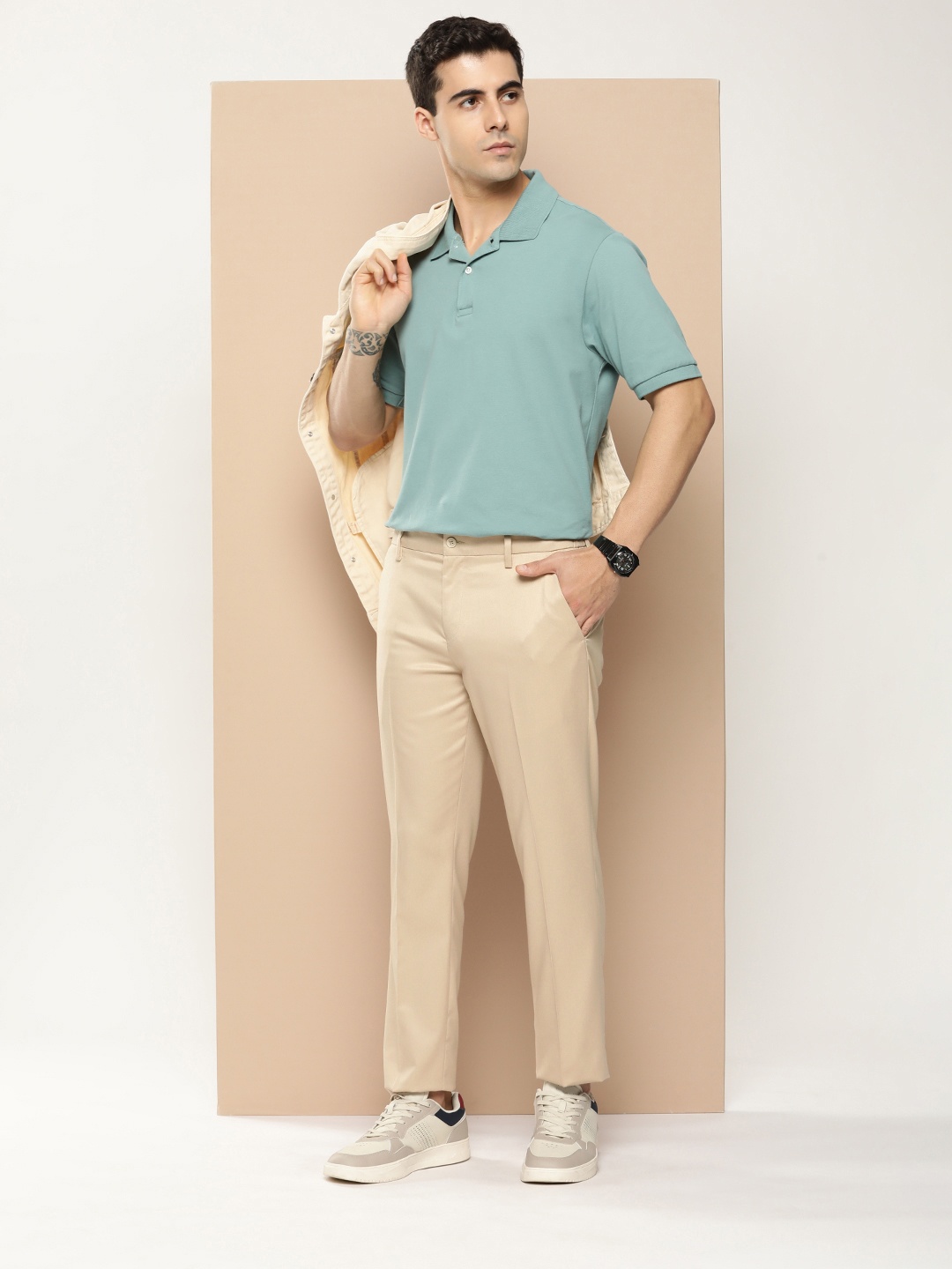 

encore by INVICTUS Men Mid Rise Solid Semi Formal Trousers, Beige