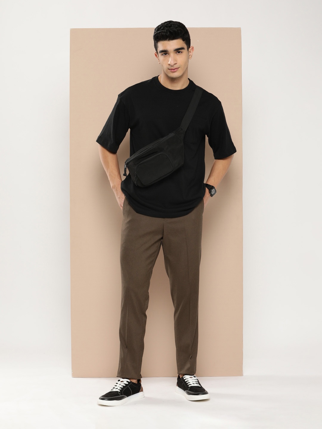 

encore by INVICTUS Men Slim Fit Trousers, Brown