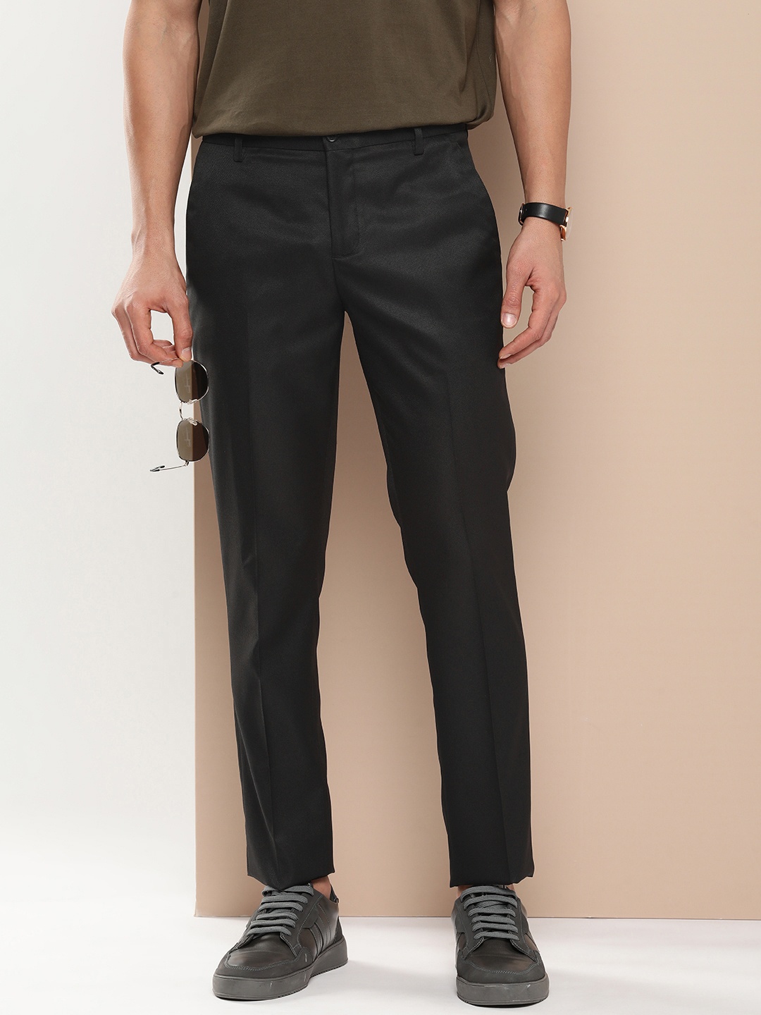

encore by INVICTUS Men Slim Fit Trousers, Black