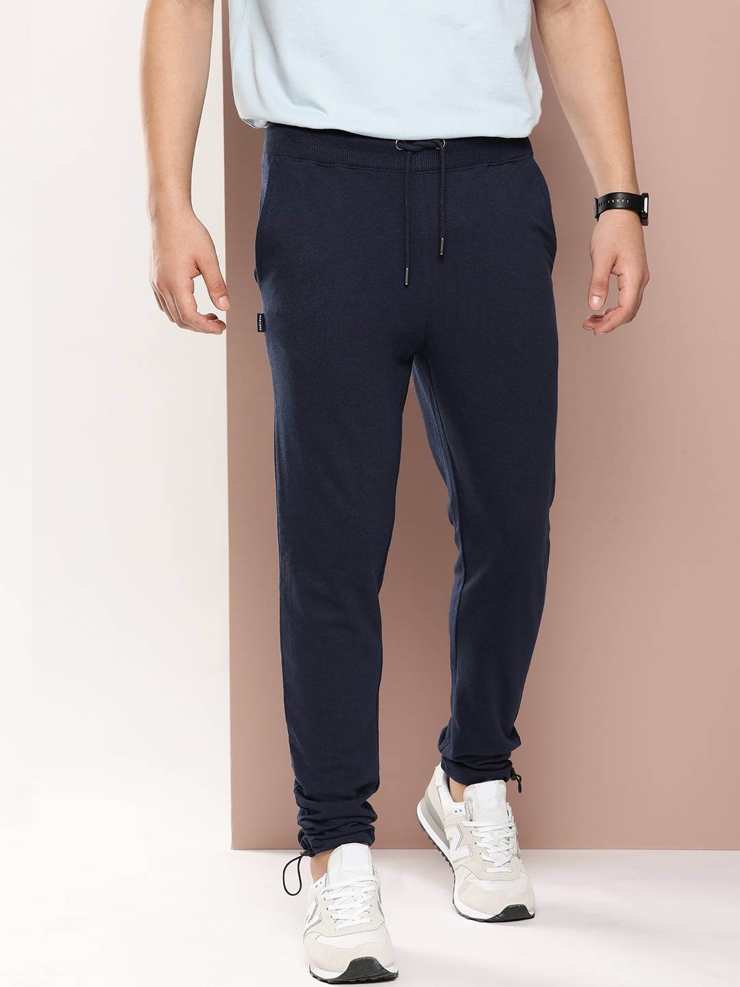 

Harvard Men Solid Joggers, Navy blue