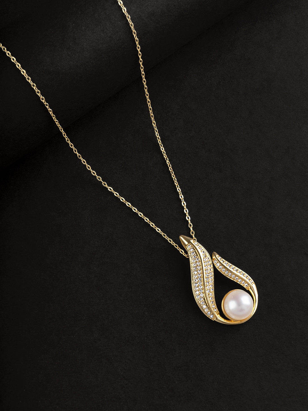 

anore 18K Gold Plated Pearl Pendant Necklace