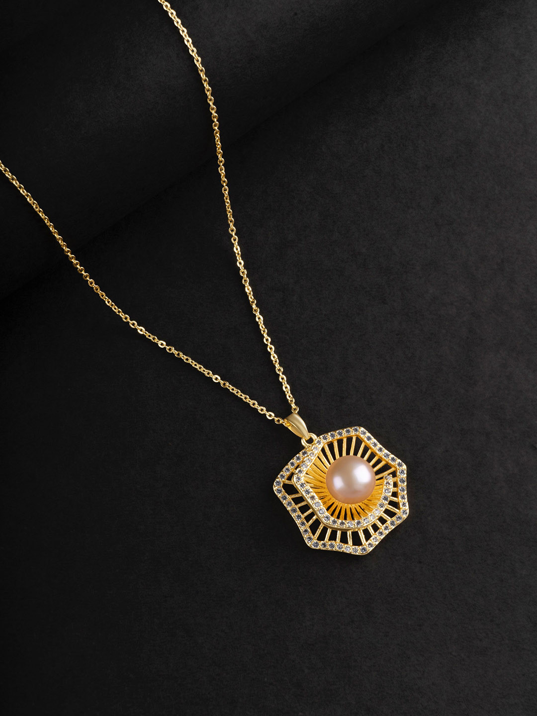 

anore 18K Gold Plated Pearl Pendant Necklace