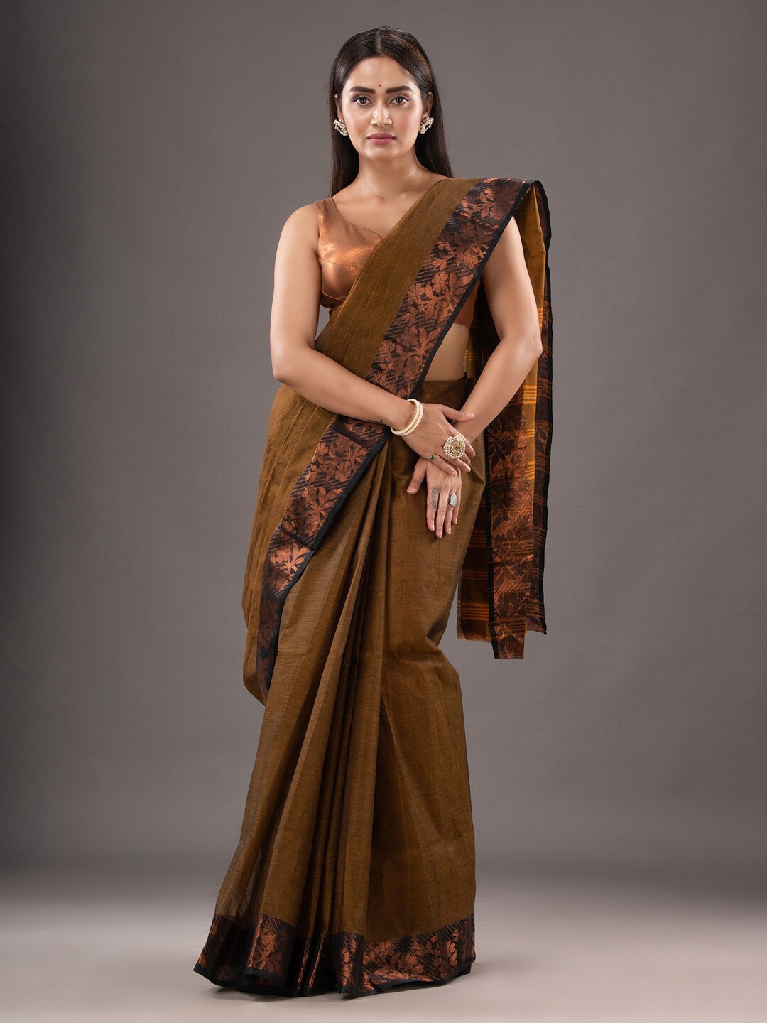 

SAJASAJO Zari Pure Cotton Taant Saree, Brown