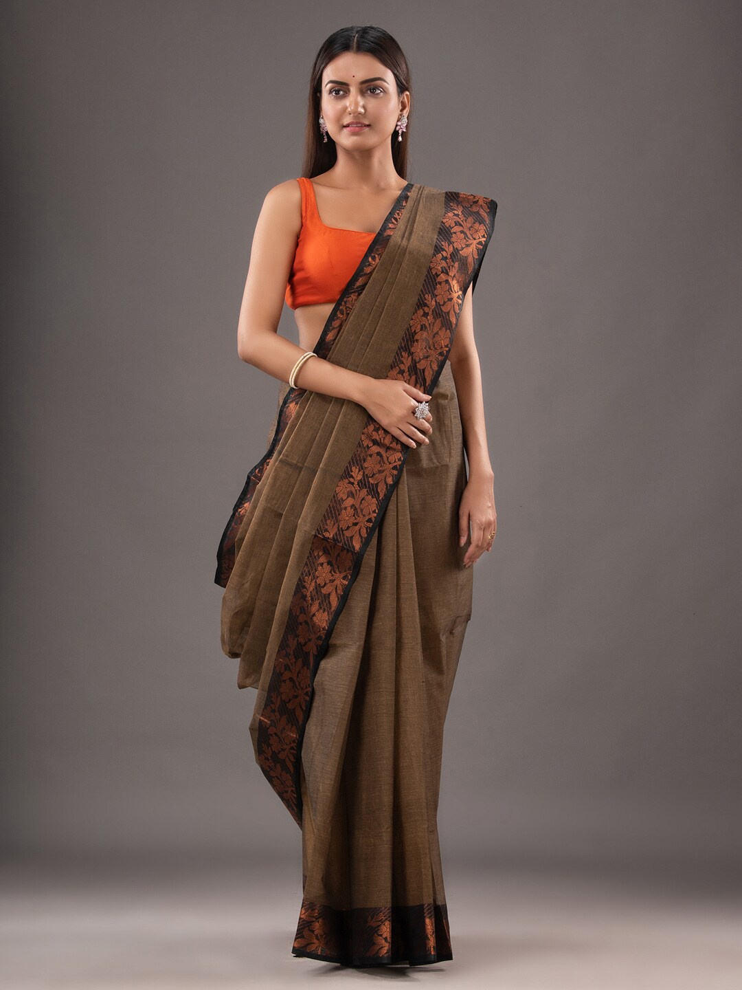 

SAJASAJO Zari Pure Cotton Taant Saree, Brown