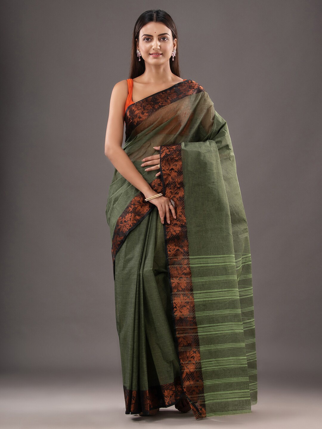 

SAJASAJO Woven Design Zari Pure Cotton Taant Saree, Green