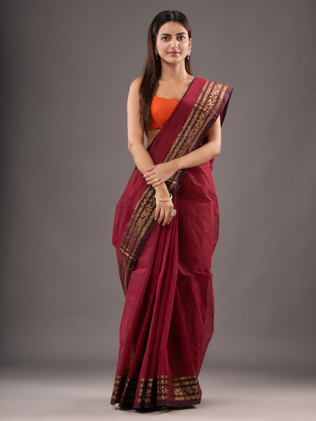 

SAJASAJO Woven Design Zari Pure Cotton Taant Saree, Maroon