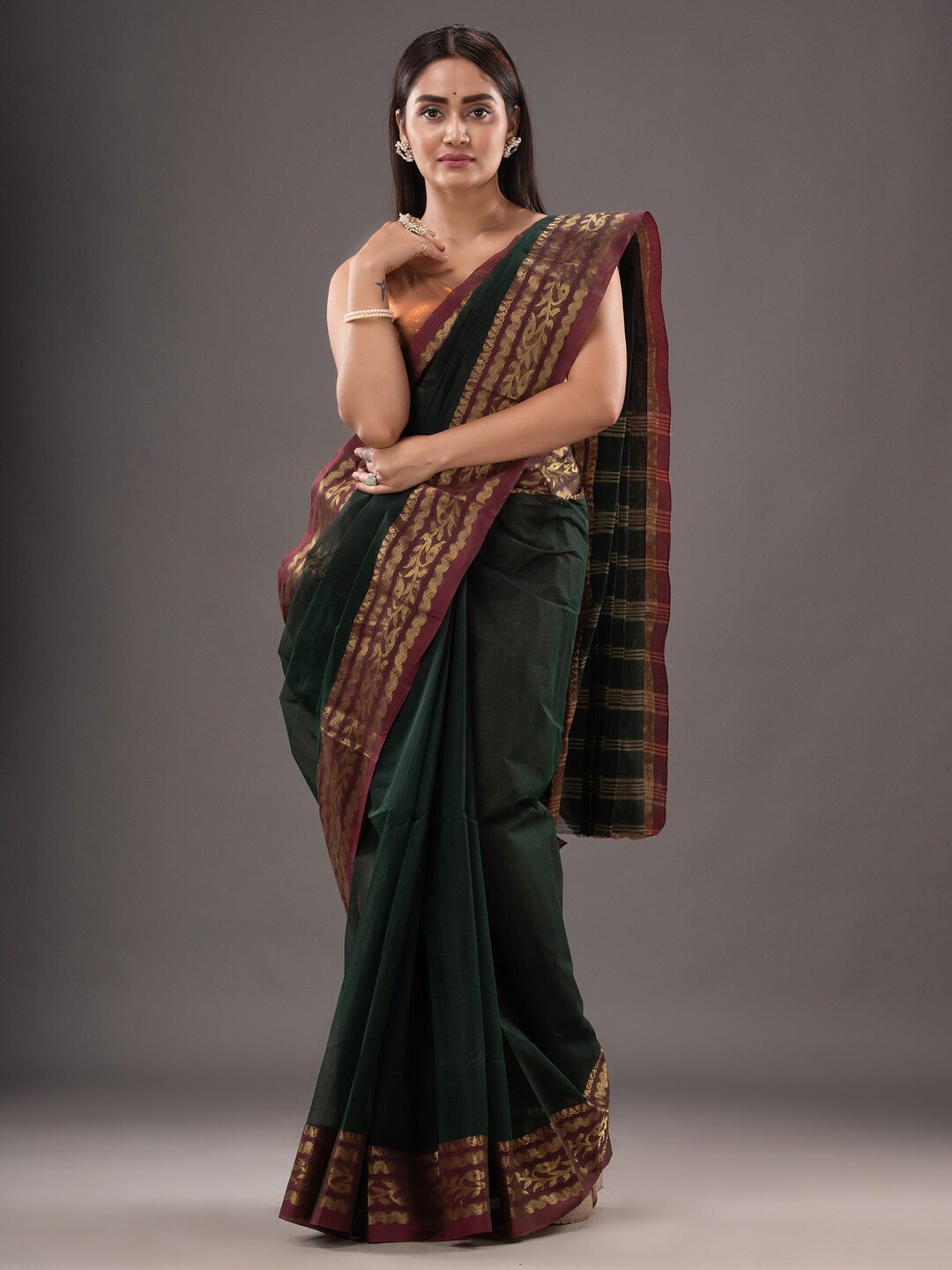 

SAJASAJO Zari Pure Cotton Taant Saree, Green