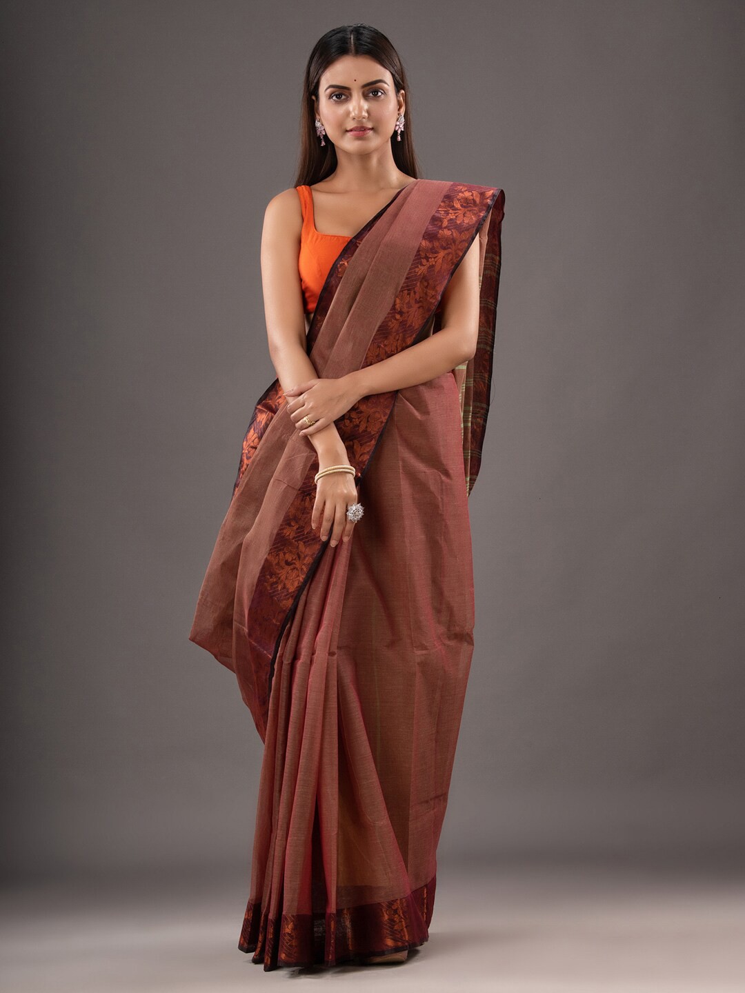 

SAJASAJO Woven Design Zari Pure Cotton Taant Saree, Brown