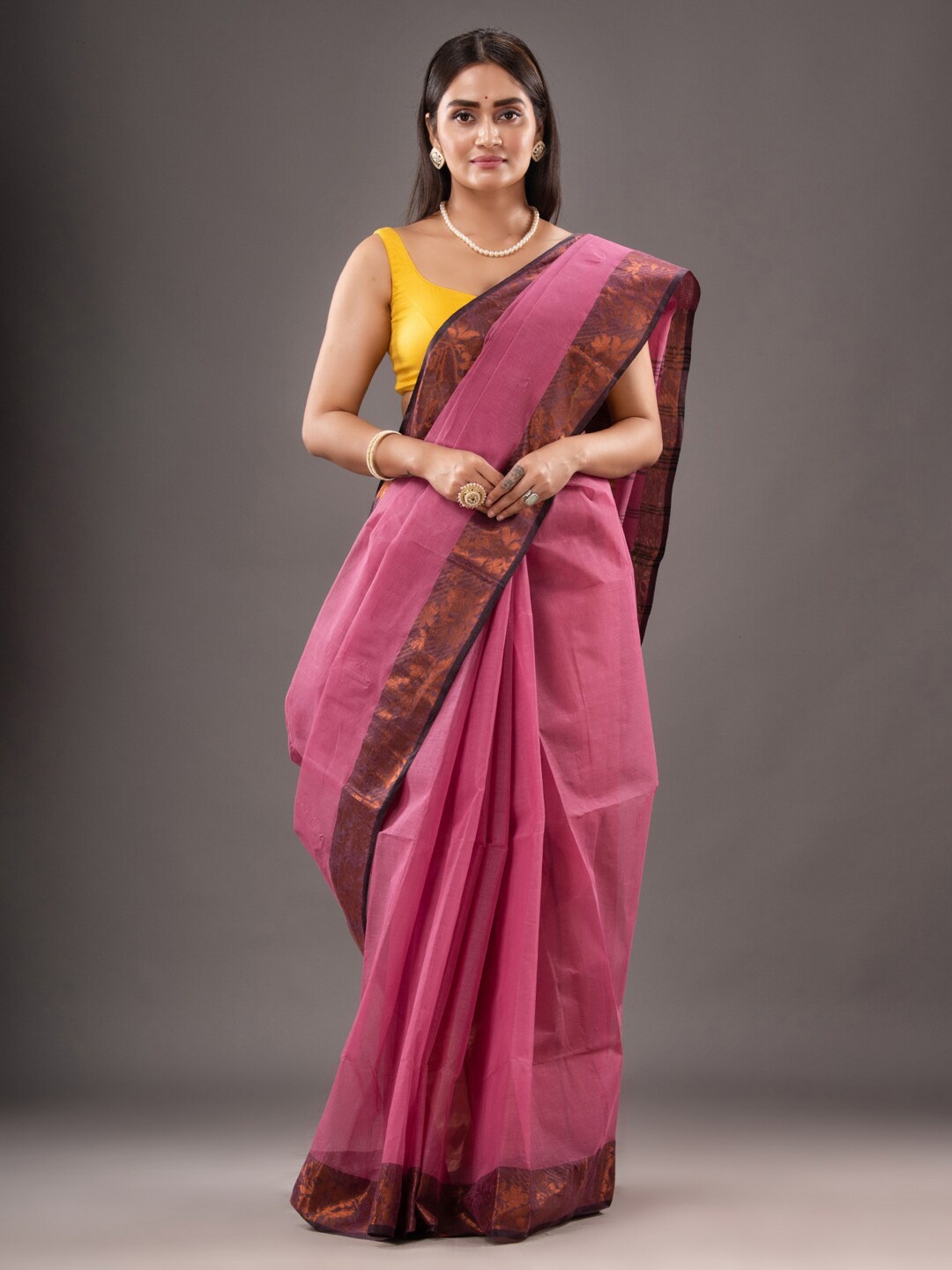 

SAJASAJO Woven Design Zari Pure Cotton Taant Saree, Pink