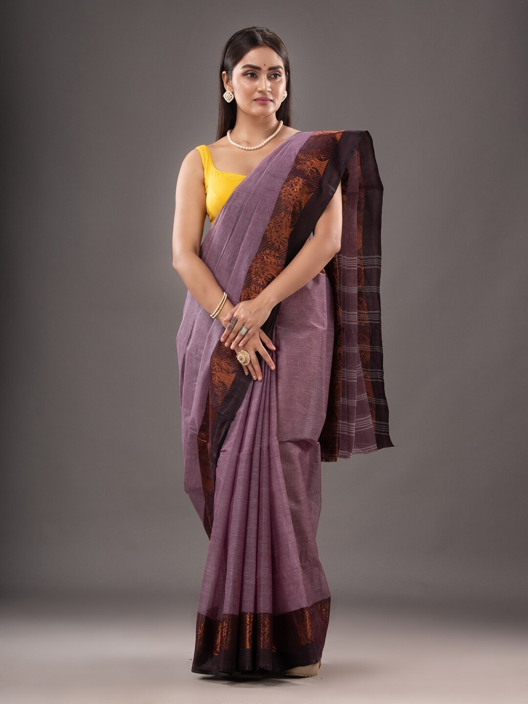 

SAJASAJO Woven Design Zari Pure Cotton Taant Saree, Purple