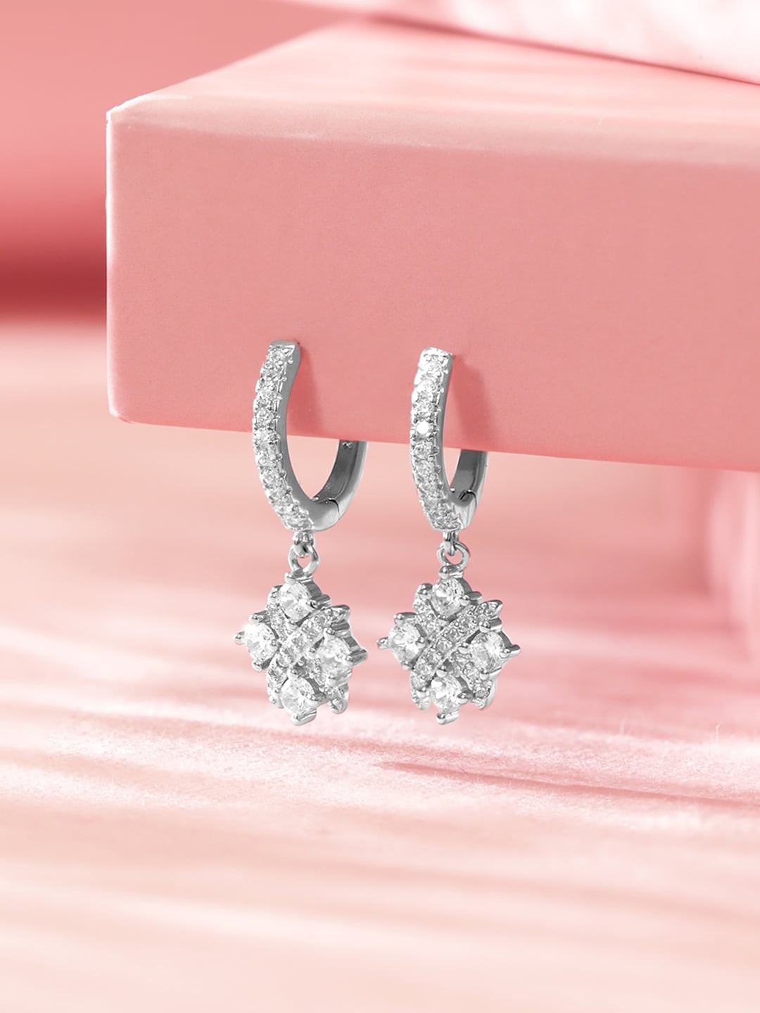 

Rubans Silver Stone Studded Sterling Silver Geometric Hoop Earrings