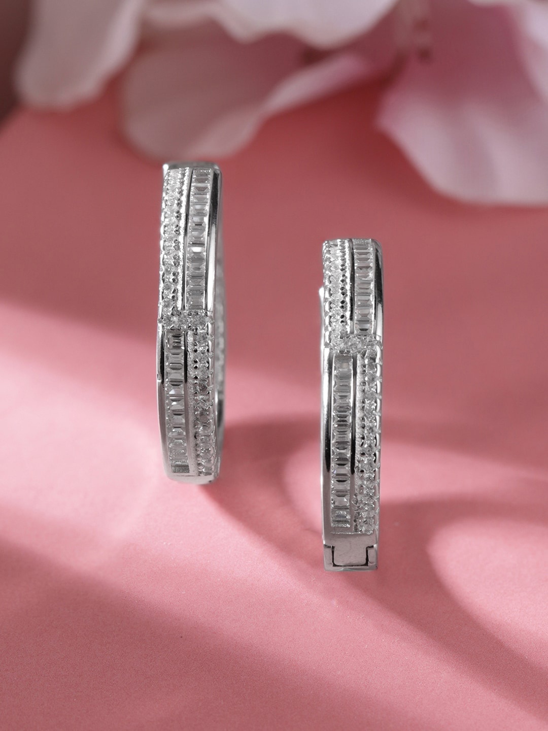 

Rubans Silver Geometric Hoop Earrings