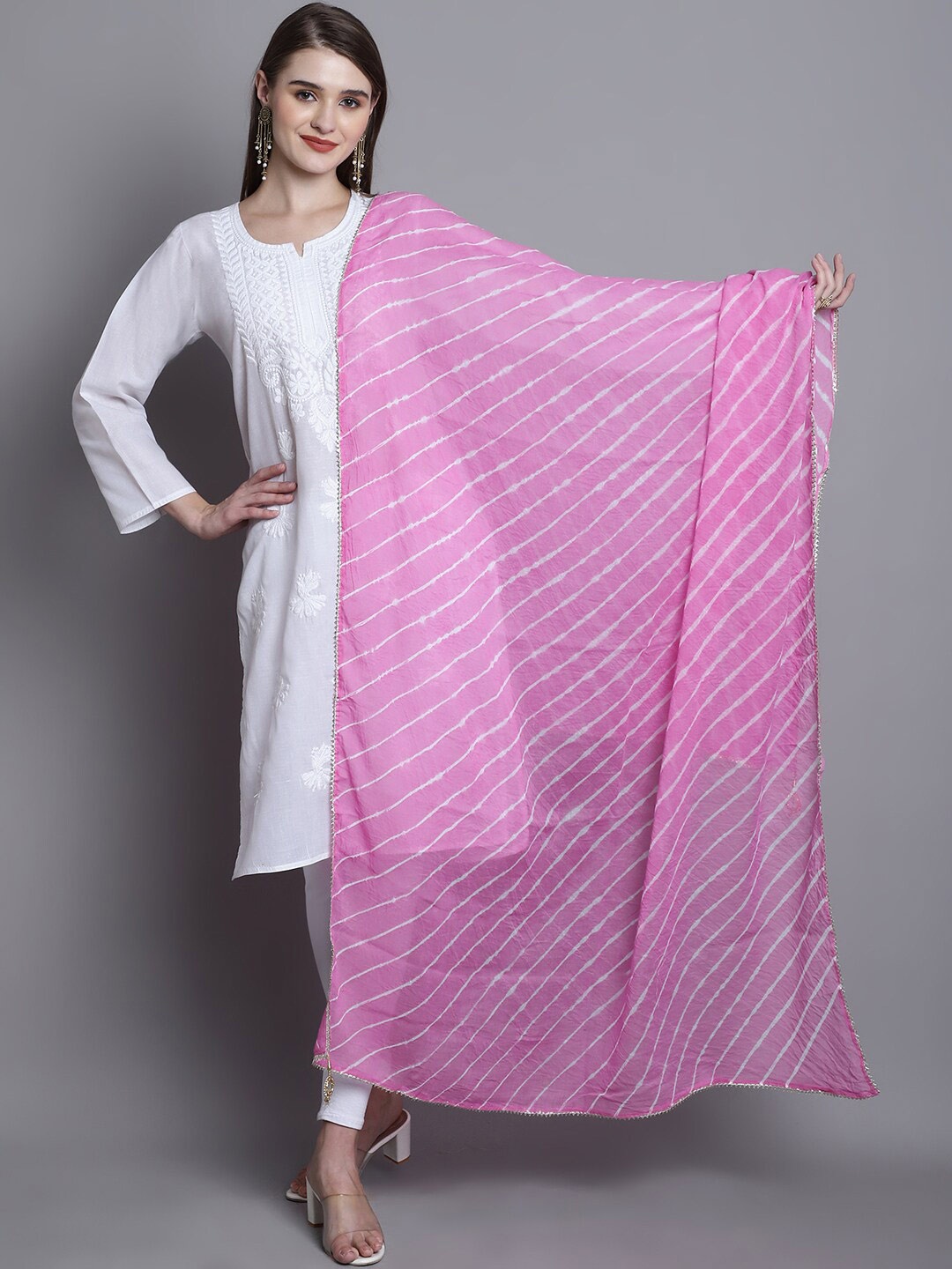 

SOUNDARYA Leheriya Dyed Gotta Patti Dupatta, Pink