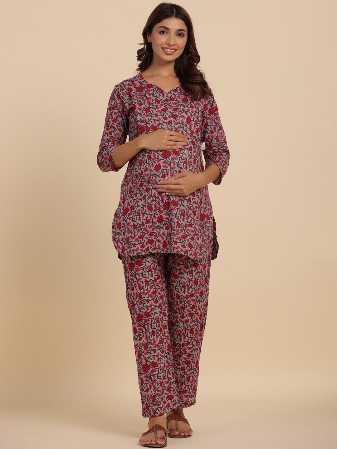 

CRAFIQA Floral Printed Pure Cotton Night suit, Grey