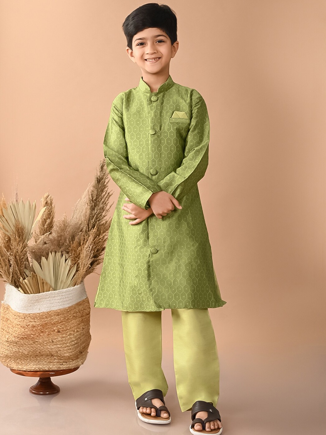 

LilPicks Boys Geometric Woven Design Regular Kurta With Pyjamas, Green