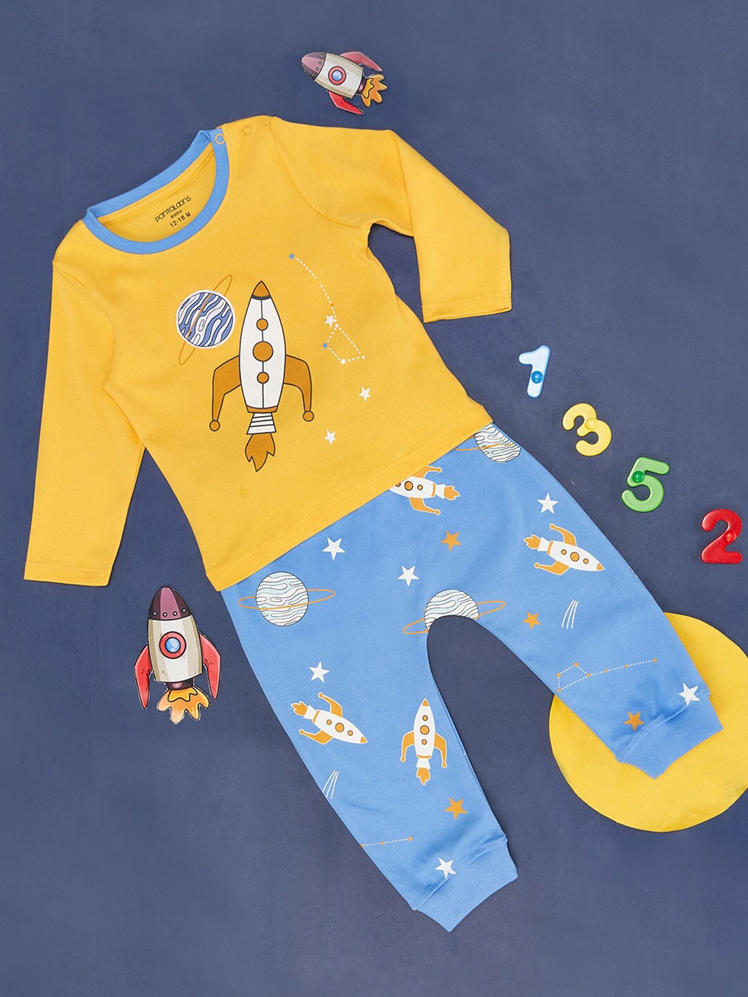 

Pantaloons Baby Infants Boys Printed Pure Cotton T-shirt with Pyjamas, Yellow