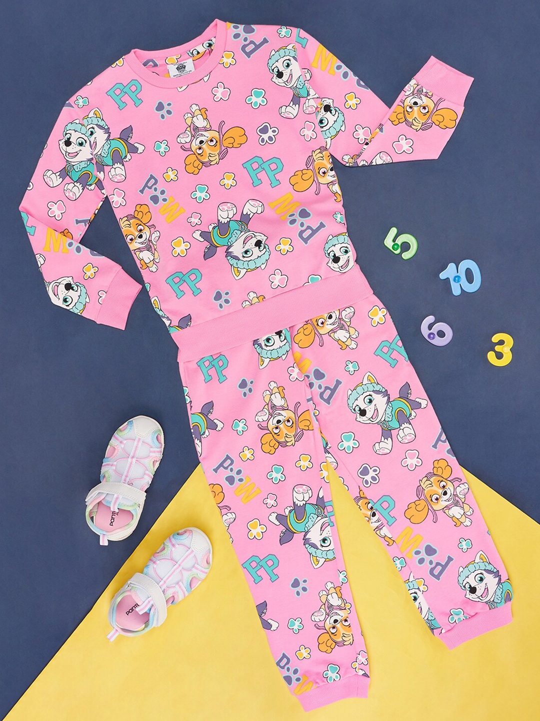 

Pantaloons Junior Girls Printed Pure Cotton T-shirt with Pyjamas, Pink