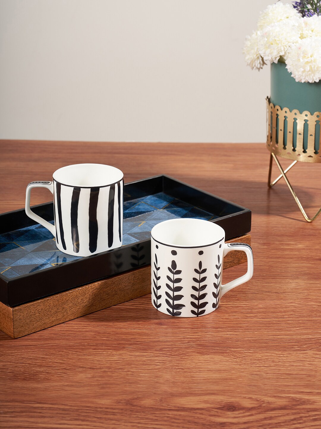 

Living scapes by Pantaloons Black & White 2 Piees Printed Bone China Matte Cups