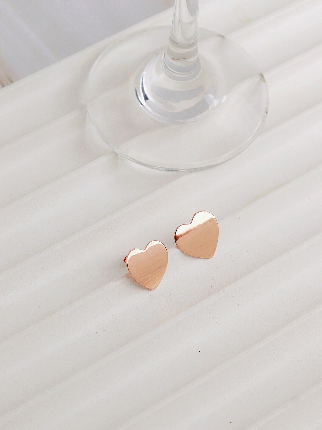 

CURIO COTTAGE 925 Sterling Silver Rose Gold-Plated Heart Shaped Stud Earrings