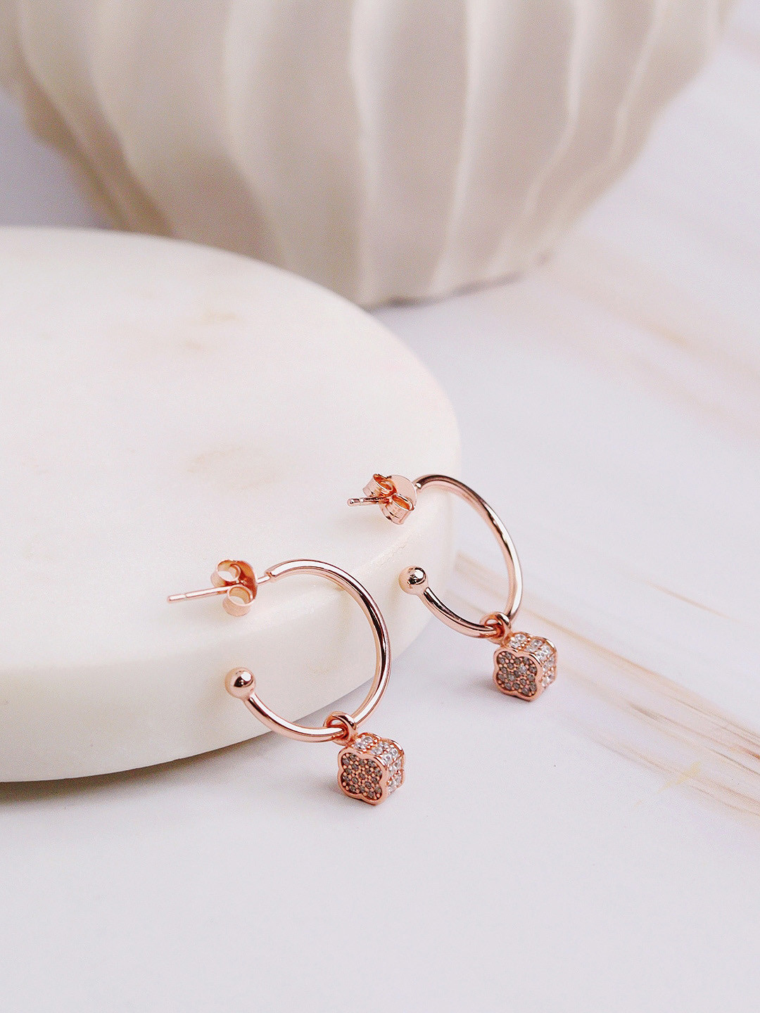 

CURIO COTTAGE Rose Gold-Plated Contemporary Half Hoop Earrings