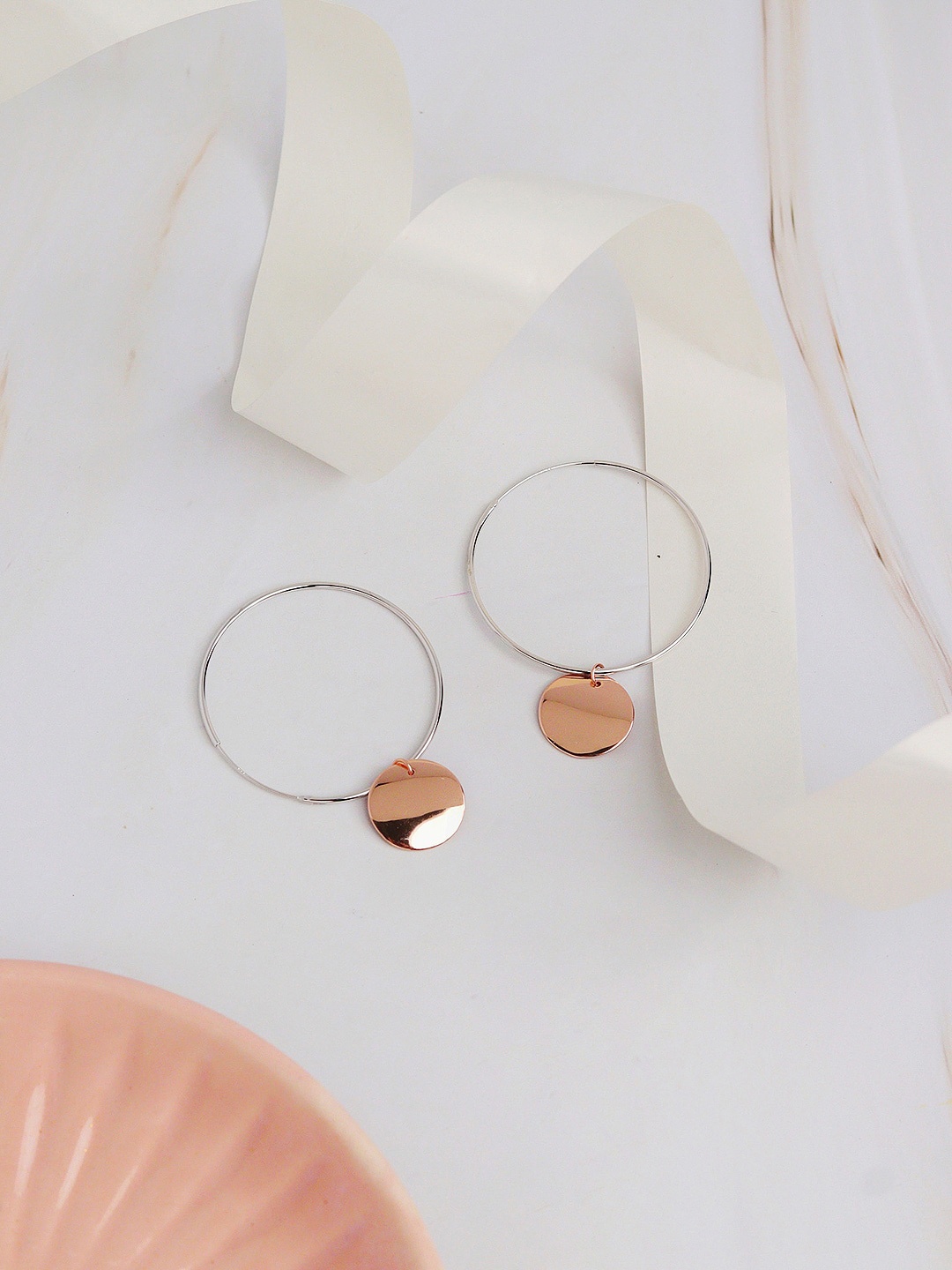 

CURIO COTTAGE Silver-Plated Contemporary Hoop Earrings