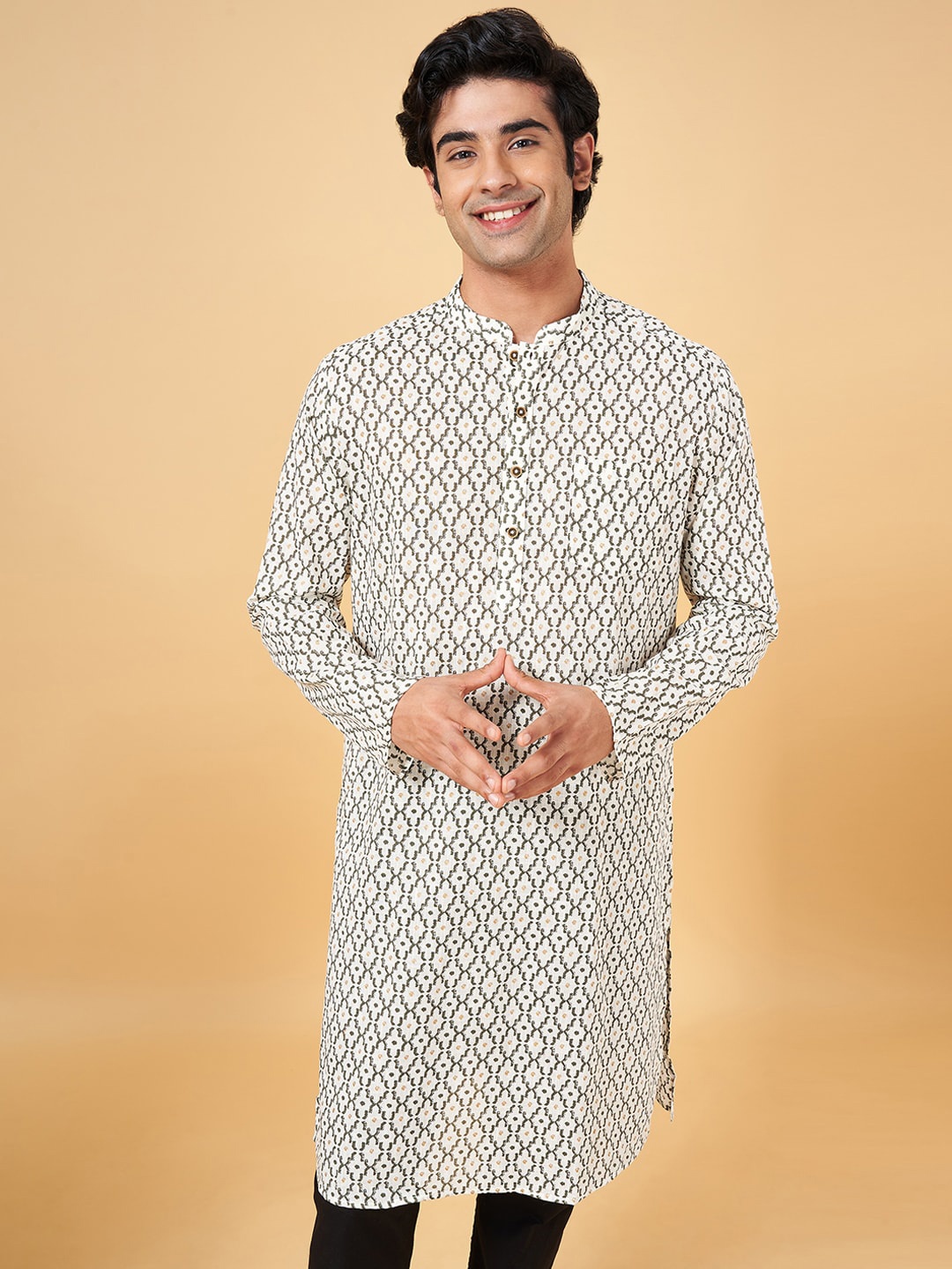 

indus route by Pantaloons Geometric Printed Straight Cotton Kurta, Off white