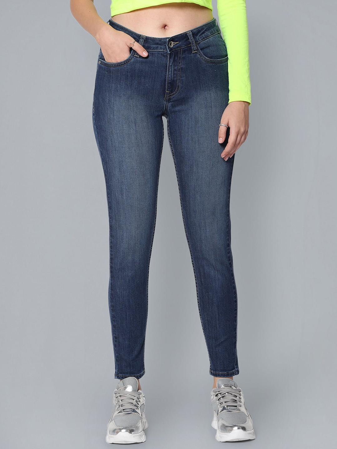

Flying Machine Women Clean Look Skinny Fit Light Fade Stretchable Jeans, Blue