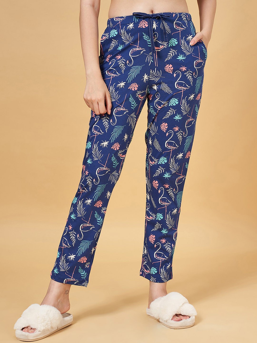 

Dreamz by Pantaloons Women Tropical Printed Mid-Rise Cotton Lounge Pant, Blue