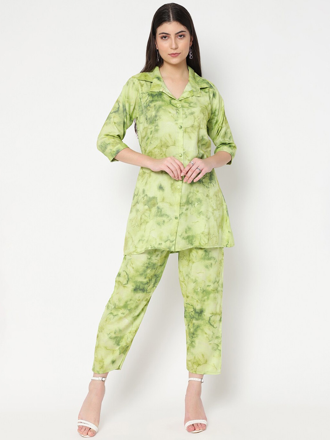 

La Vastraa Tie and Dye Printed Shirt Collar Neck Shirt With Flared Trousers, Green