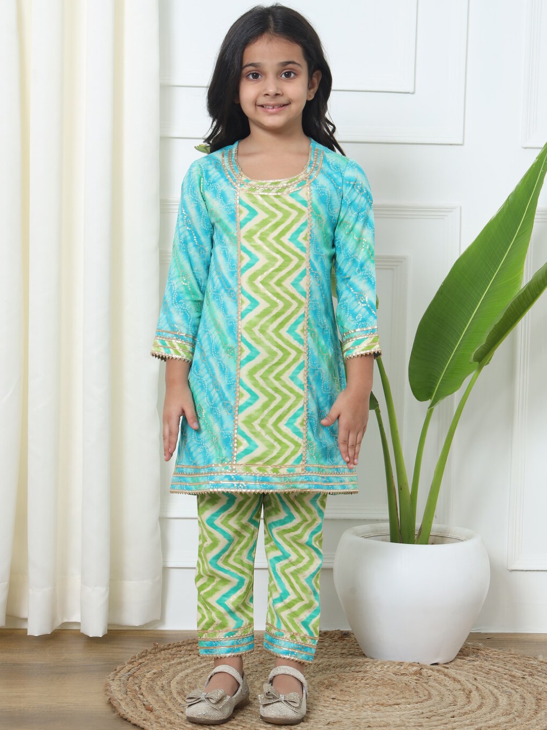 

Readiprint Fashions Girls Bandhani Printed Gotta Patti Kurti With Trousers, Blue